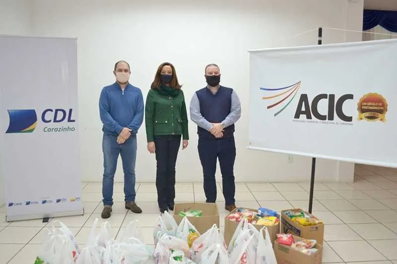 CDL Carazinho faz doação de alimentos para secretaria de Desenvolvimento Social