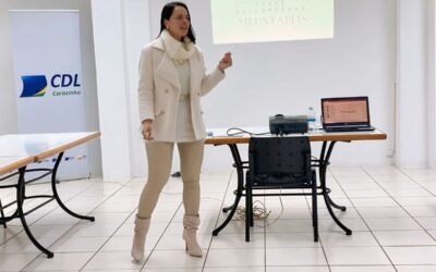 CDL Mulher realiza encontro e palestra