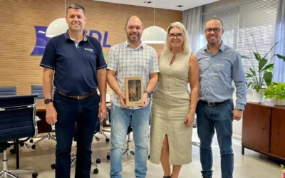 Presidente do Sicoob Creditaipu visita a CDL Carazinho
