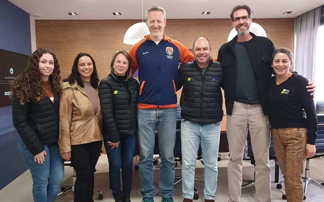 Gustavo Endres visita CDL Carazinho