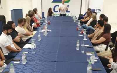 Noite do Hambúrguer da CDL Jovem promove networking entre empreendedores